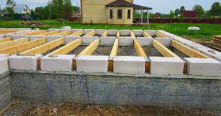 Фундамент для дома Кумертау. Заказать под ключ цена от 3392 руб/м3