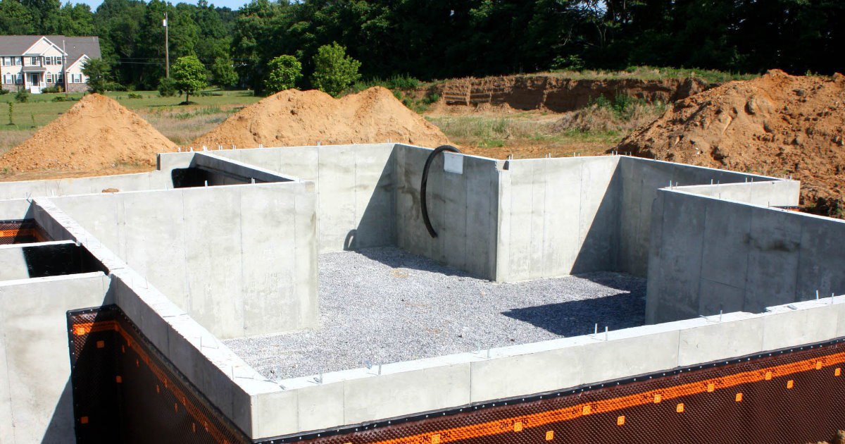 Заказать фундамент с подвалом Кумертау. Заказать под ключ цена от 3710 руб/м3